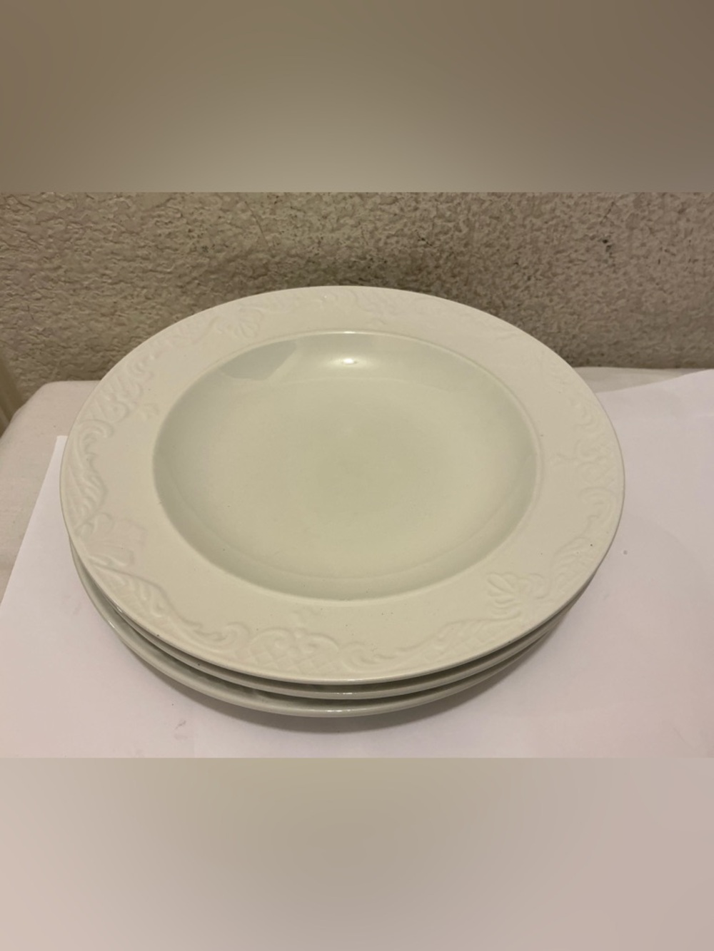 Towle Grand Hotel Dinnerware White Soup /Salad Bowl With Embossed Edge Set of 3